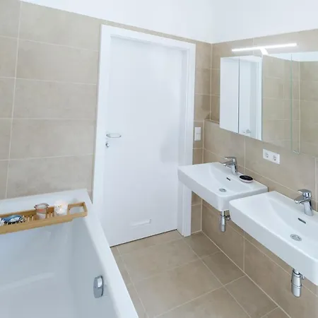 Narzisse - Im Kurpark Apartmán *